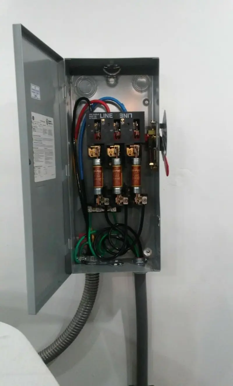 Three-phase disconnect switch installed for Electrical Wiring & Rewiring in Kathleen